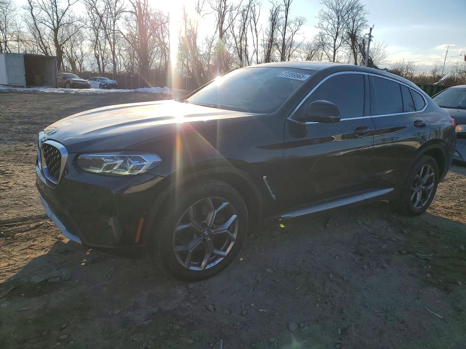 2022 BMW X4 — VIN 5UX33DT07N9K27033