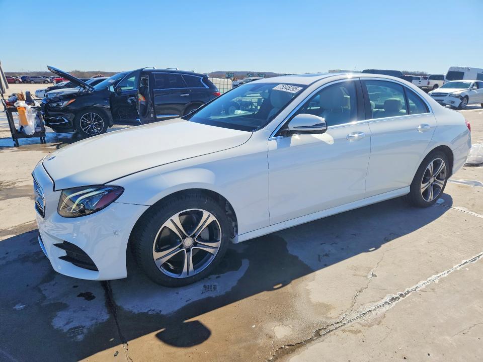 2017 MERCEDES-BENZ E — VIN WDDZF4JB6HA081353