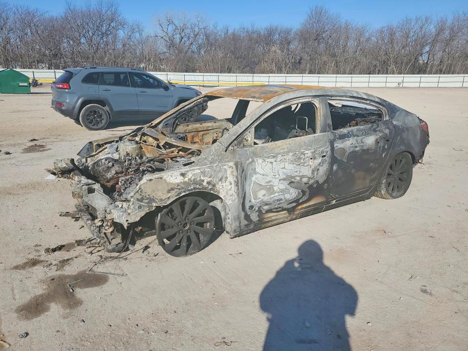 2015 BUICK LACROSSE — VIN 1G4GB5G31FF326915