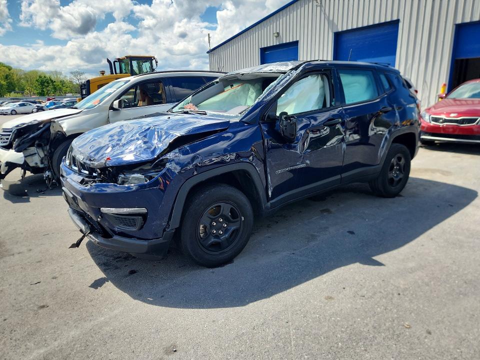 2017 JEEP COMPASS — VIN 3C4NJDAB7HT667074