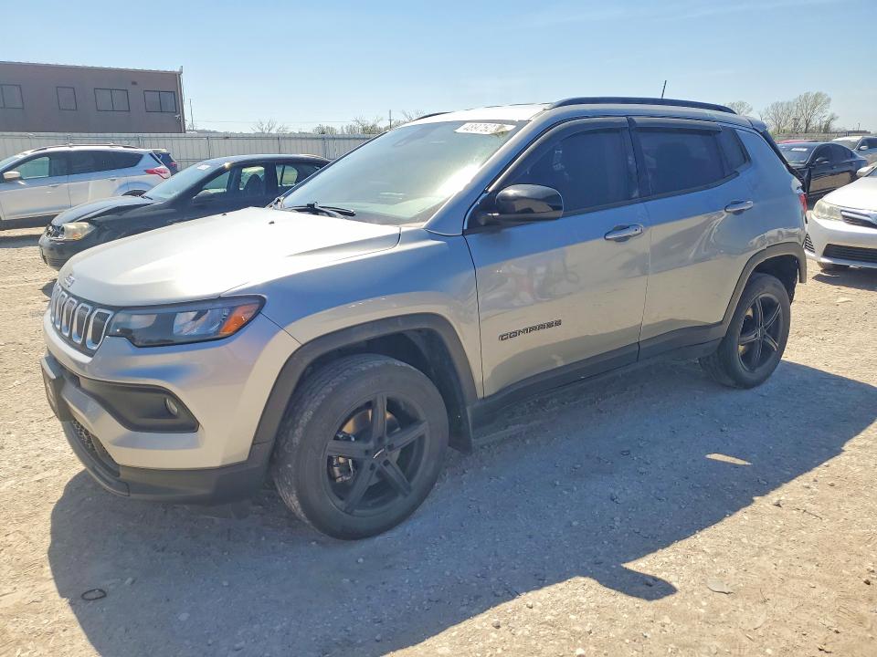 2022 JEEP COMPASS — VIN 3C4NJDBB9NT102643