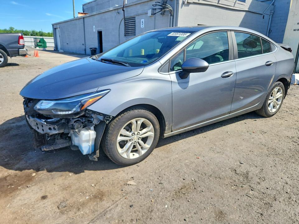 2019 CHEVROLET CRUZE — VIN 1G1BE5SM9K7125007