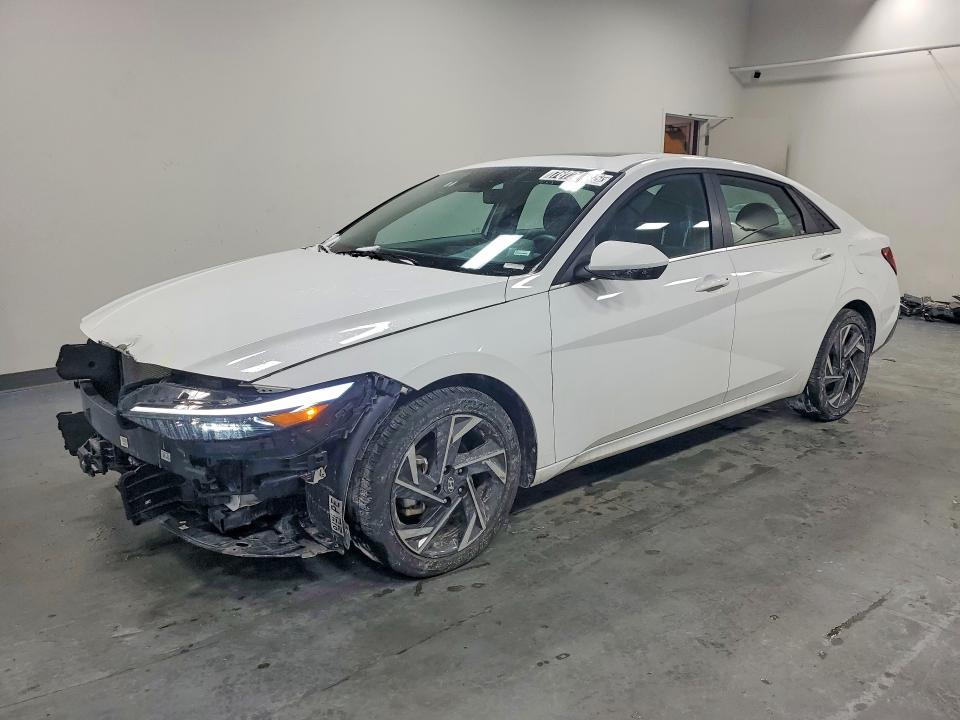 2025 HYUNDAI ELANTRA SE — VIN KMHLS4DG3SU984550