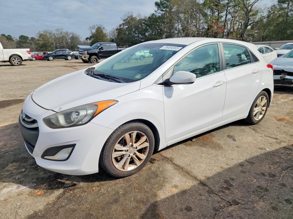 2015 HYUNDAI ELANTRA GT — VIN KMHD35LH1FU242266