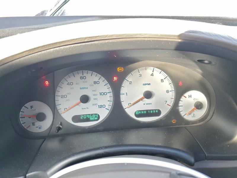2B8GP54L31R220067