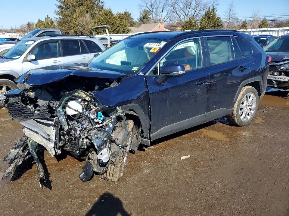 2024 TOYOTA RAV4 — VIN 2T3A1RFV6RW483933