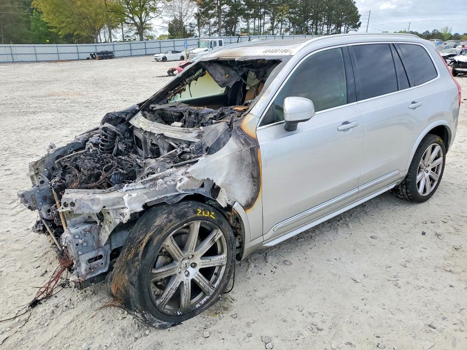 2017 VOLVO XC90 — VIN YV4A22PL7H1185211