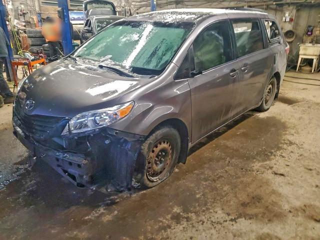 2016 TOYOTA SIENNA — VIN 5TDKK3DC3GS723700