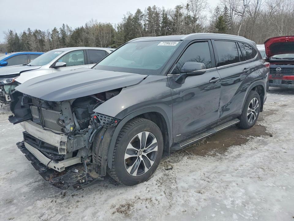 2024 TOYOTA HIGHLANDER — VIN 5TDKBRCH2RS624773