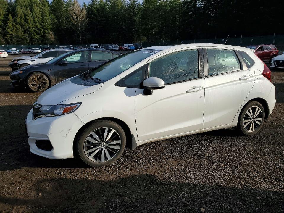 2018 HONDA FIT EX — VIN 3HGGK5H85JM713573