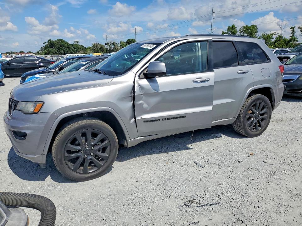 2017 JEEP GRAND CHEROKEE — VIN 1C4RJEAG1HC854373