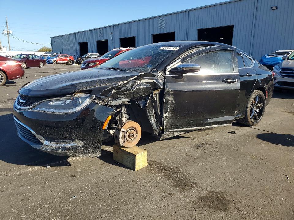 2015 CHRYSLER 200 — VIN 1C3CCCAB3FN552095