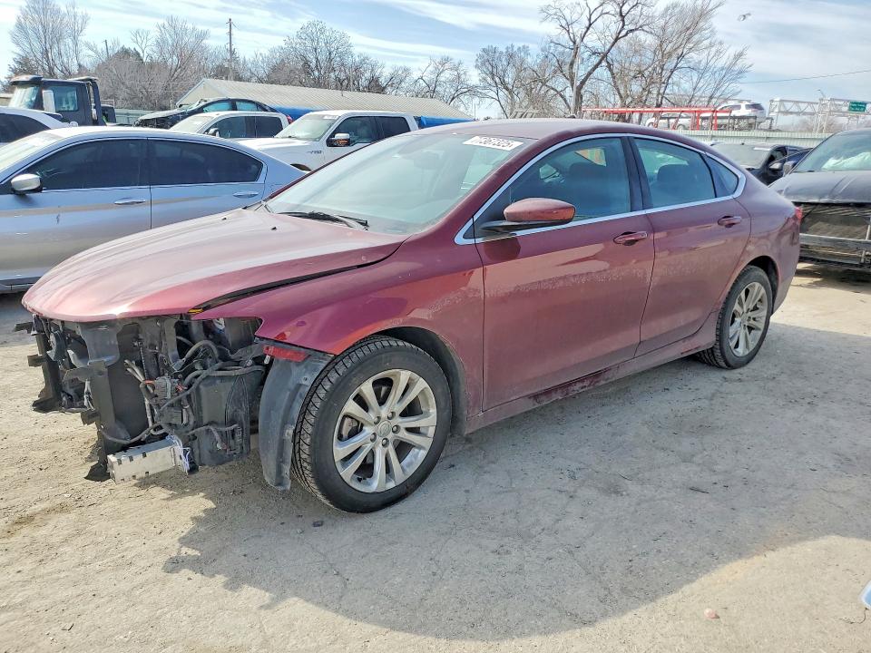 2015 CHRYSLER 200 — VIN 1C3CCCAB0FN712420