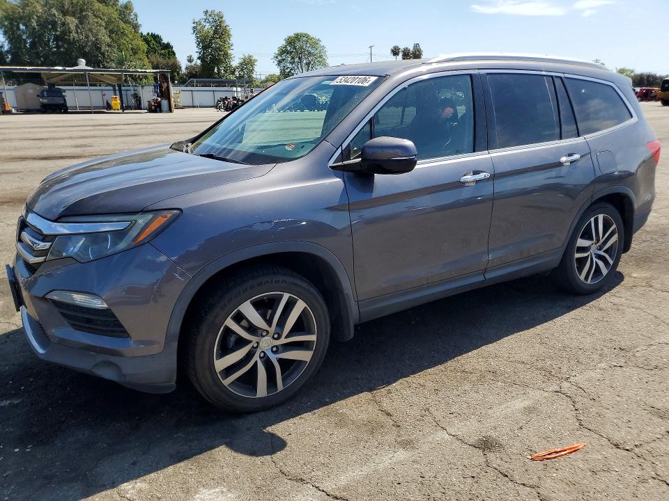 2017 HONDA PILOT — VIN 5FNYF6H0XHB069090