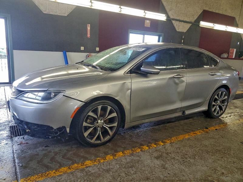 2015 CHRYSLER 200 C — VIN 1C3CCCCG2FN515256