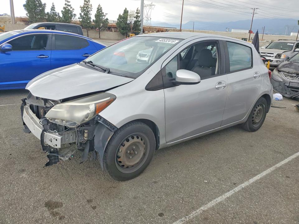 2015 TOYOTA YARIS — VIN VNKKTUD33FA054012