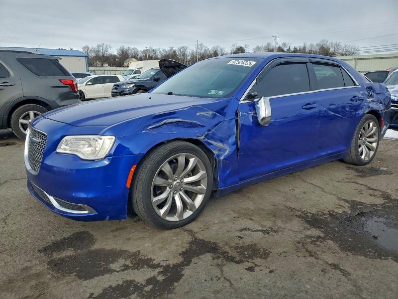2018 CHRYSLER 300 — VIN 2C3CCAAG7JH308810