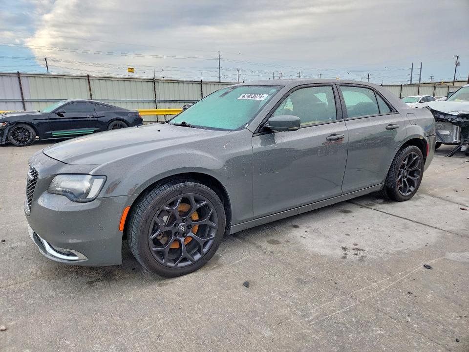 2017 CHRYSLER 300 — VIN 2C3CCAGG6HH603995