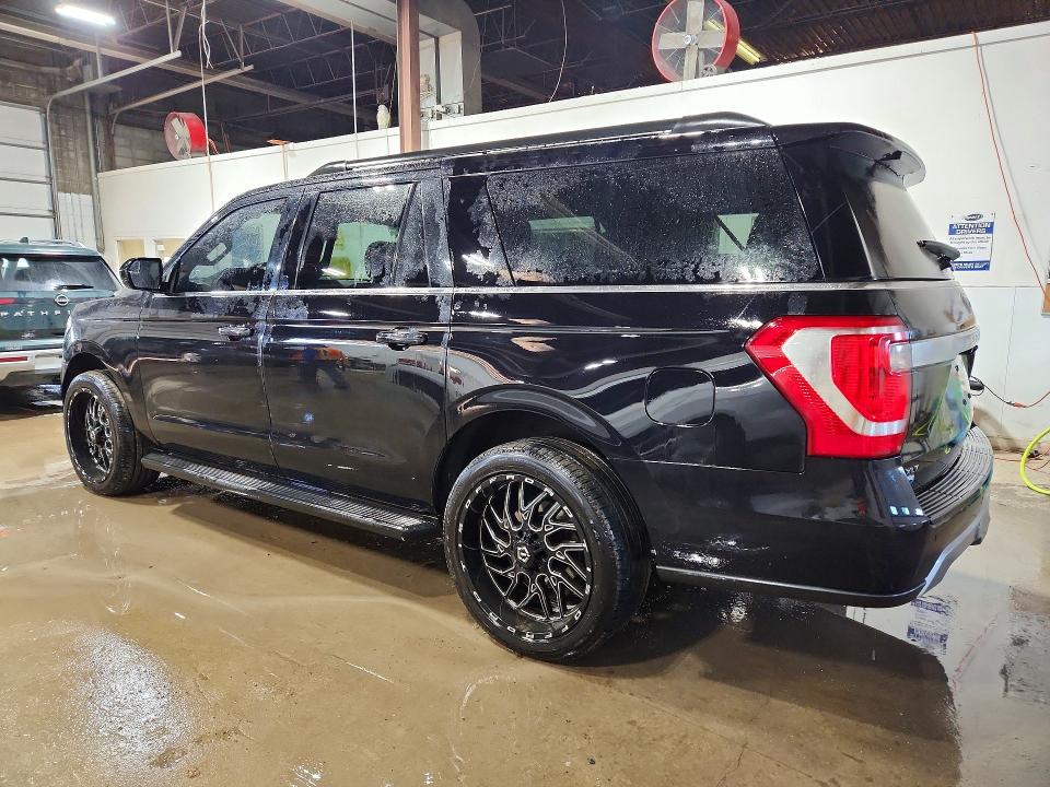 1FMJK1JT3KEA50082