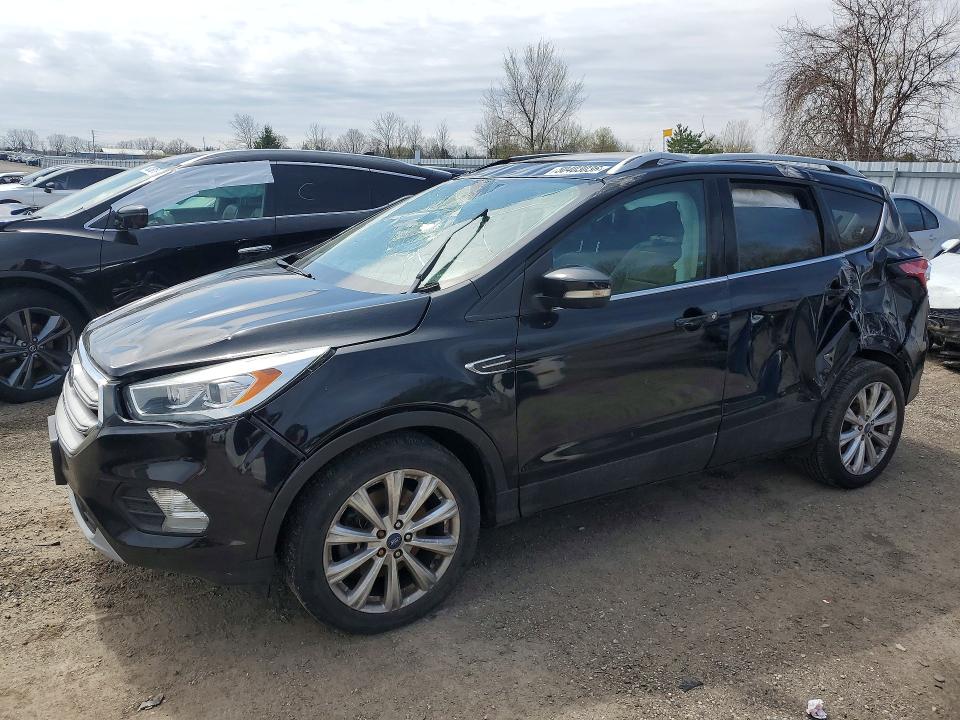 2017 FORD ESCAPE — VIN 1FMCU9J92HUC57244