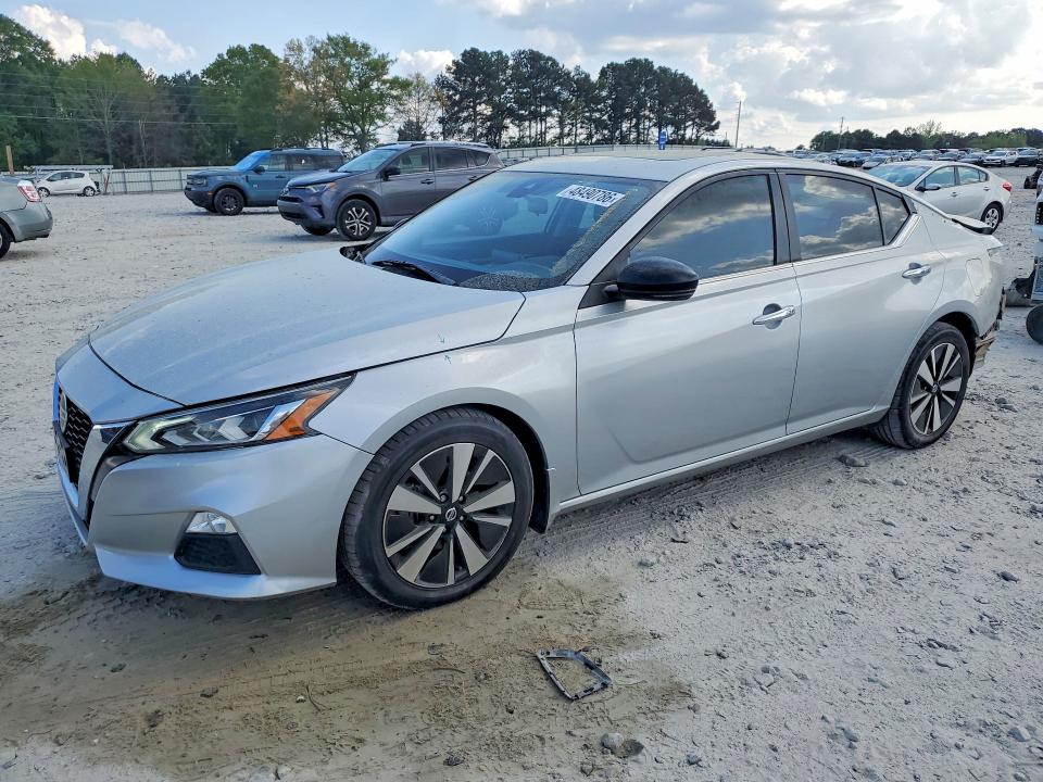 2022 NISSAN ALTIMA — VIN 1N4BL4DV2NN358536
