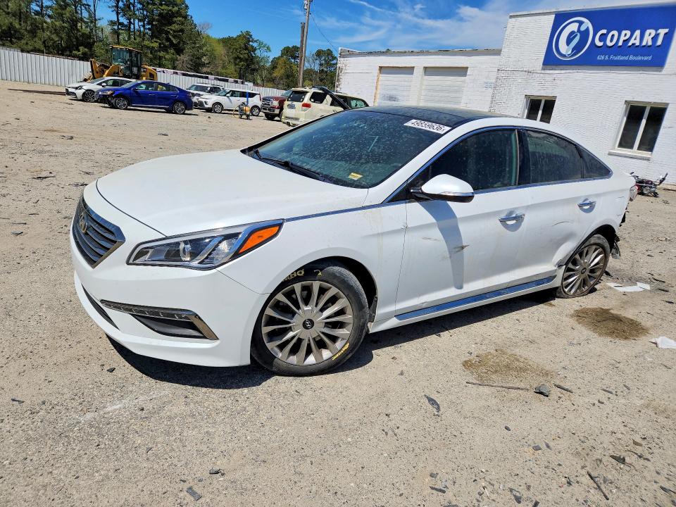 2015 HYUNDAI SONATA — VIN 5NPE34AF8FH112029