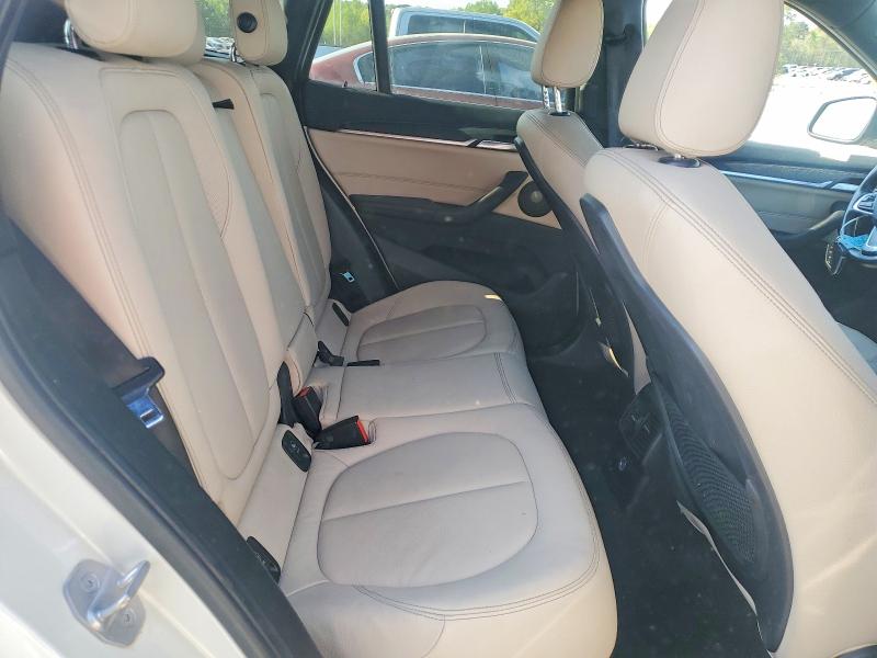 WBXHU7C39J5H38976