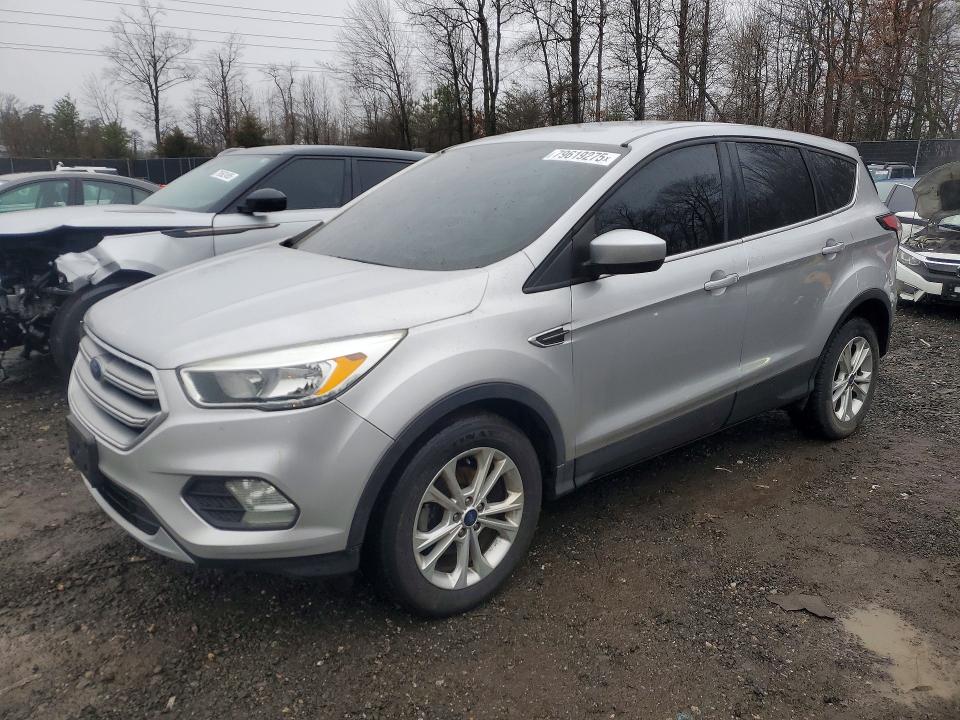 2017 FORD ESCAPE — VIN 1FMCU0GD7HUE39111