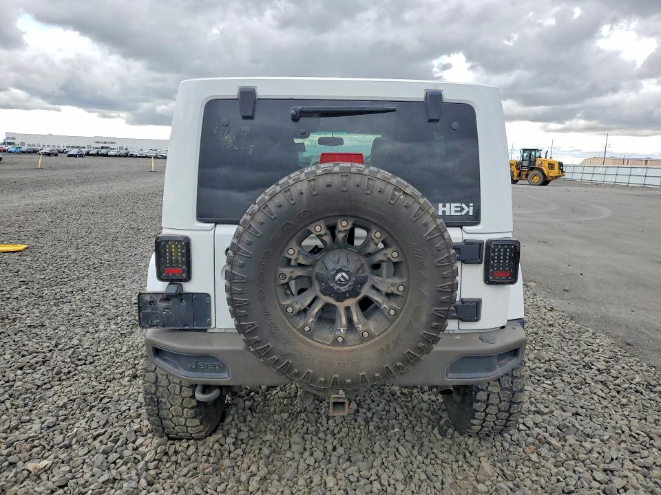 1C4BJWEG9GL256211