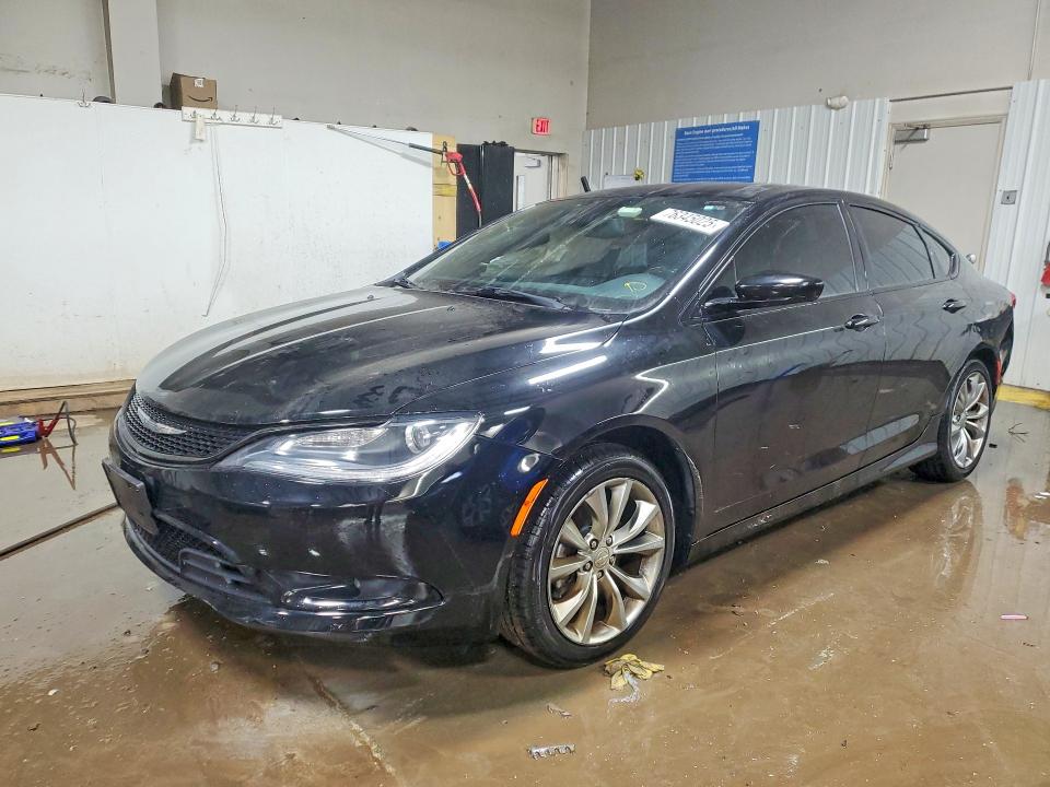 2015 CHRYSLER 200 — VIN 1C3CCCBB7FN717855