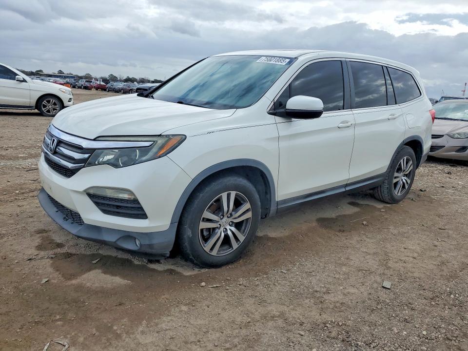 2017 HONDA PILOT — VIN 5FNYF5H77HB013874