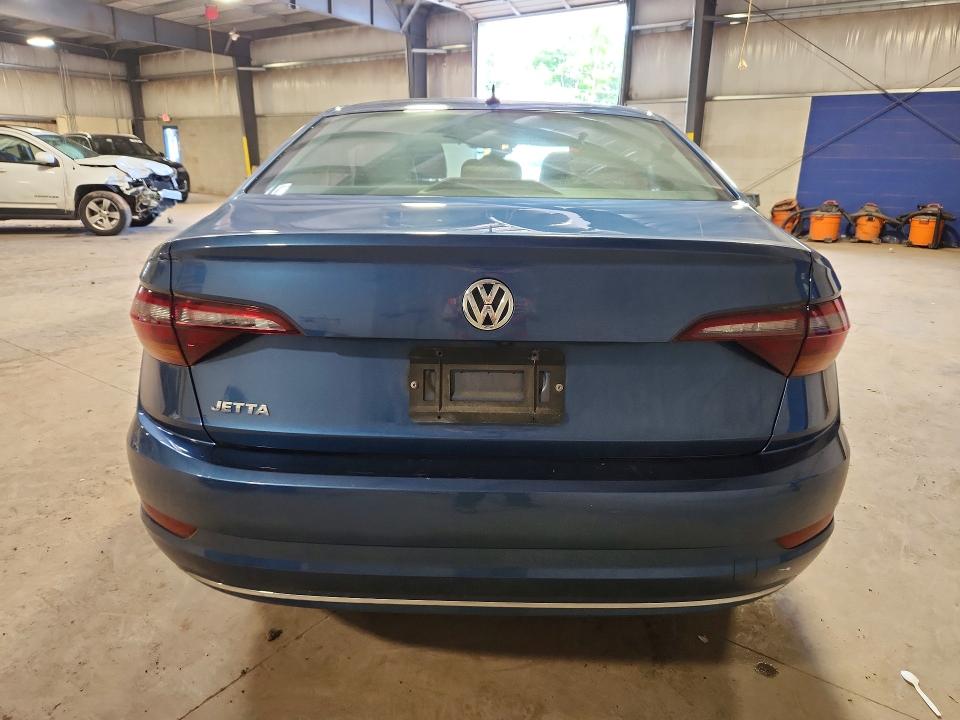 3VWC57BUXKM077558