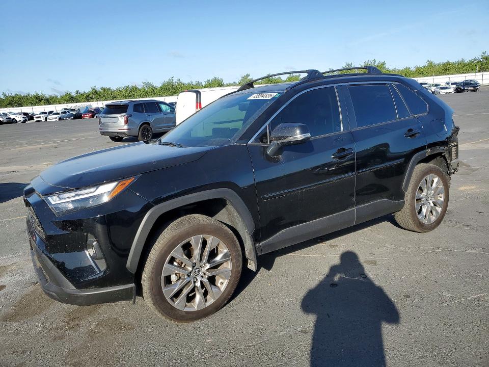 2025 TOYOTA RAV4 — VIN JTMA1RFV6SJ043215