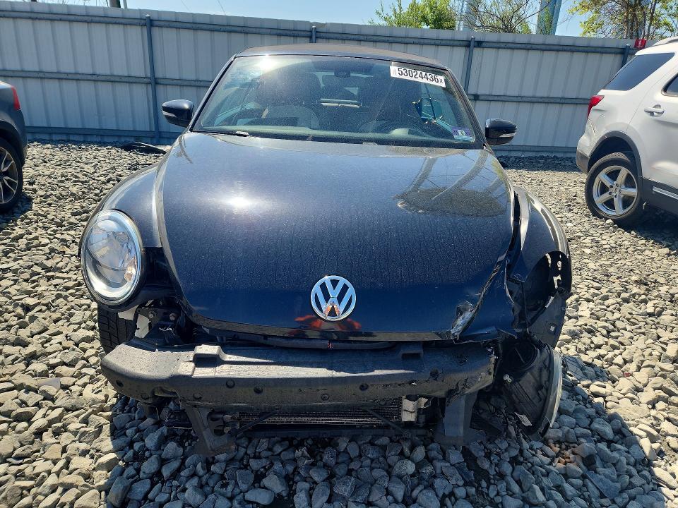 3VW517AT7HM813782