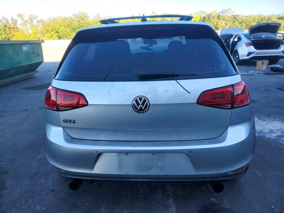 3VW4T7AU9FM052765