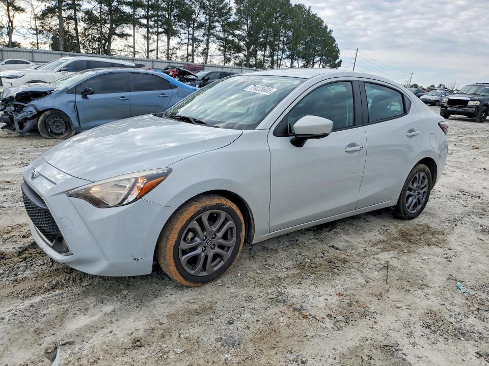 2019 TOYOTA YARIS — VIN 3MYDLBYV1KY500828