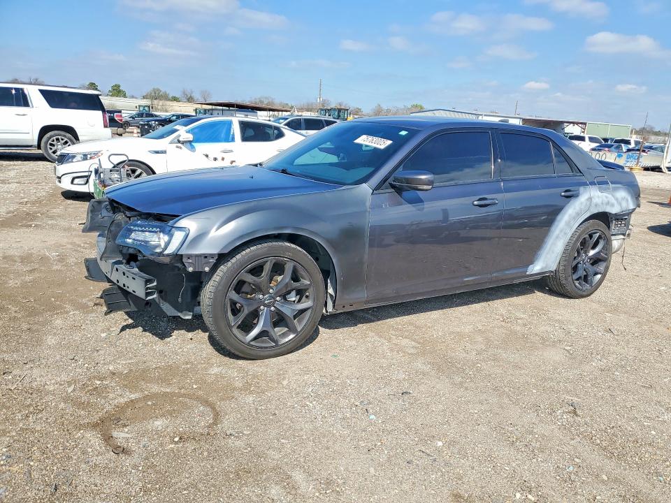 2023 CHRYSLER 300 — VIN 2C3CCABGXPH585216