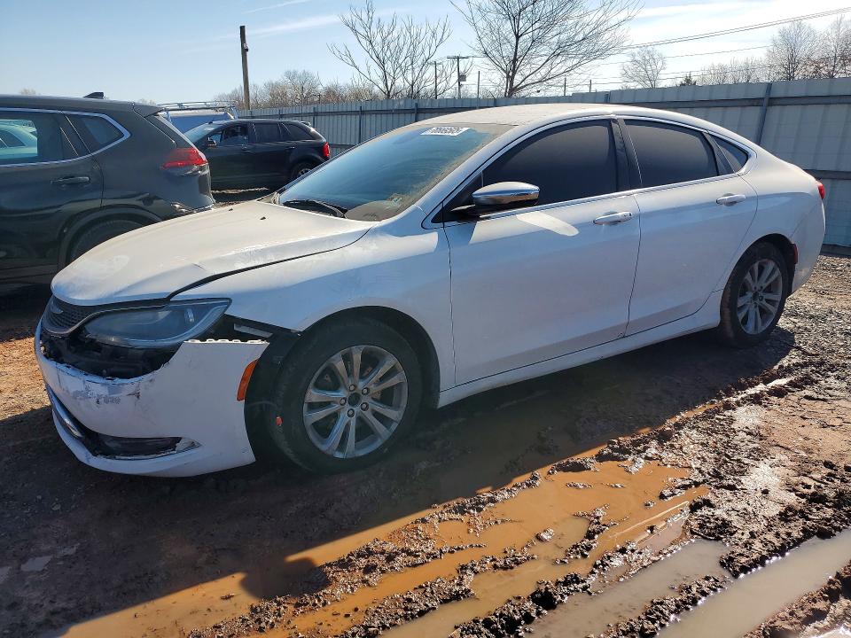 2015 CHRYSLER 200 — VIN 1C3CCCAB4FN596106
