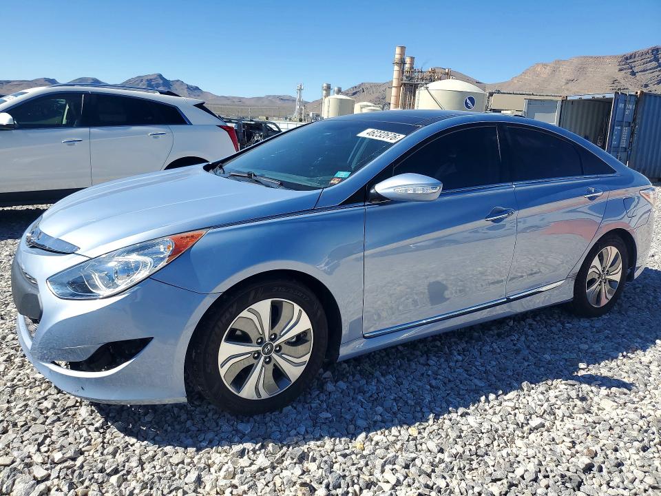 2015 HYUNDAI SONATA HYBRID — VIN KMHEC4A41FA128171