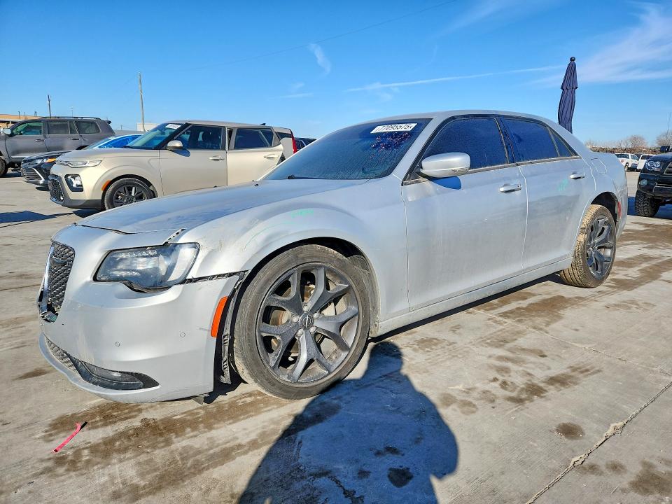 2022 CHRYSLER 300 — VIN 2C3CCABG9NH154346