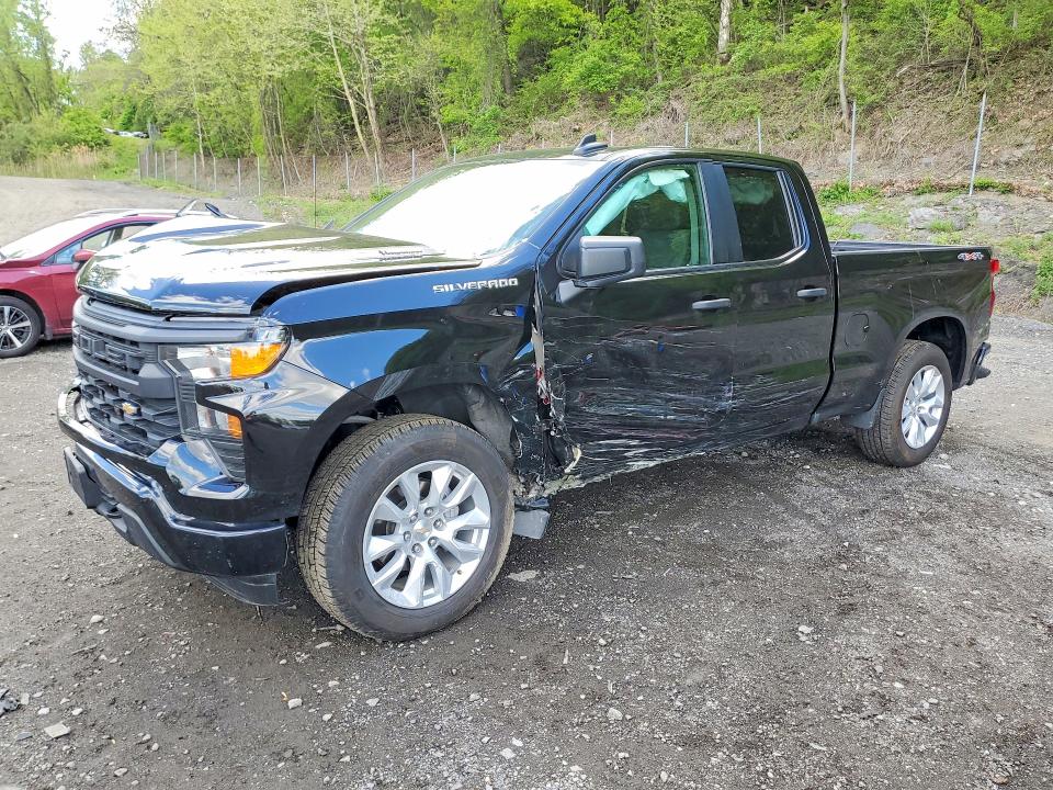 2024 CHEVROLET SILVERADO — VIN 1GCRDBEK4RZ379756