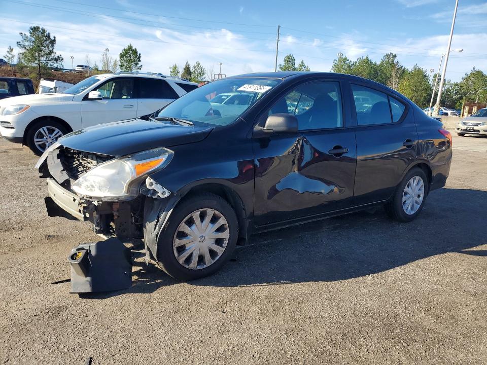 2015 NISSAN VERSA — VIN 3N1CN7AP4FL822687