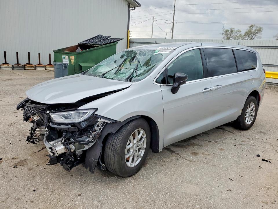 2026 CHRYSLER PACIFICA — VIN 2C4RC1BG3TR190255