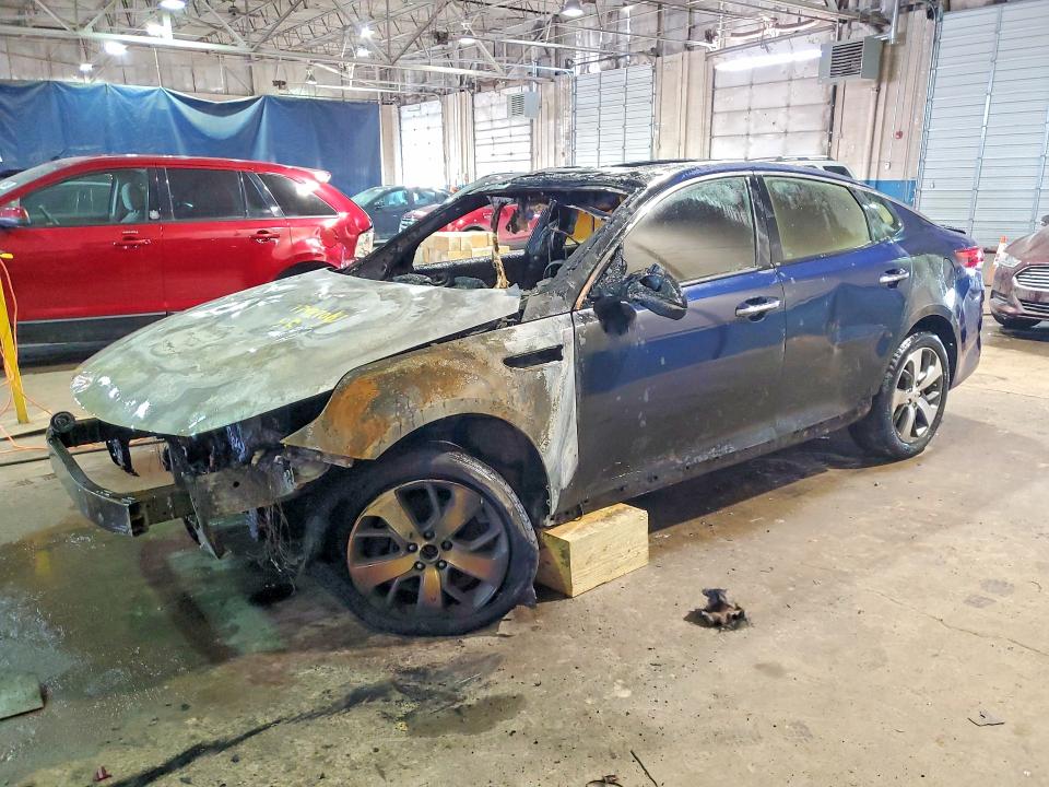2019 KIA OPTIMA — VIN 5XXGT4L39KG328036