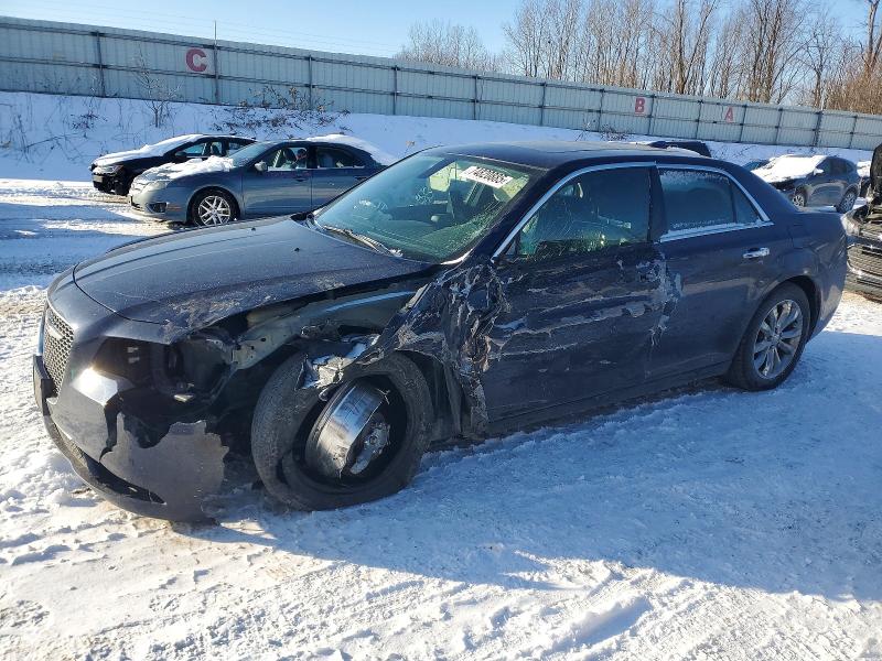 2016 CHRYSLER 300C — VIN 2C3CCAKG9GH212877