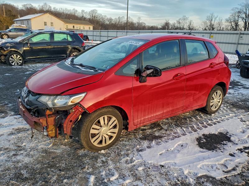 2015 HONDA FIT LX — VIN 3HGGK5G54FM733652