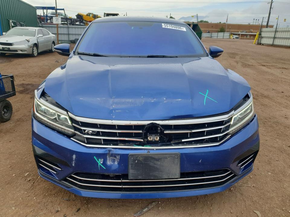 1VWDT7A38HC073022
