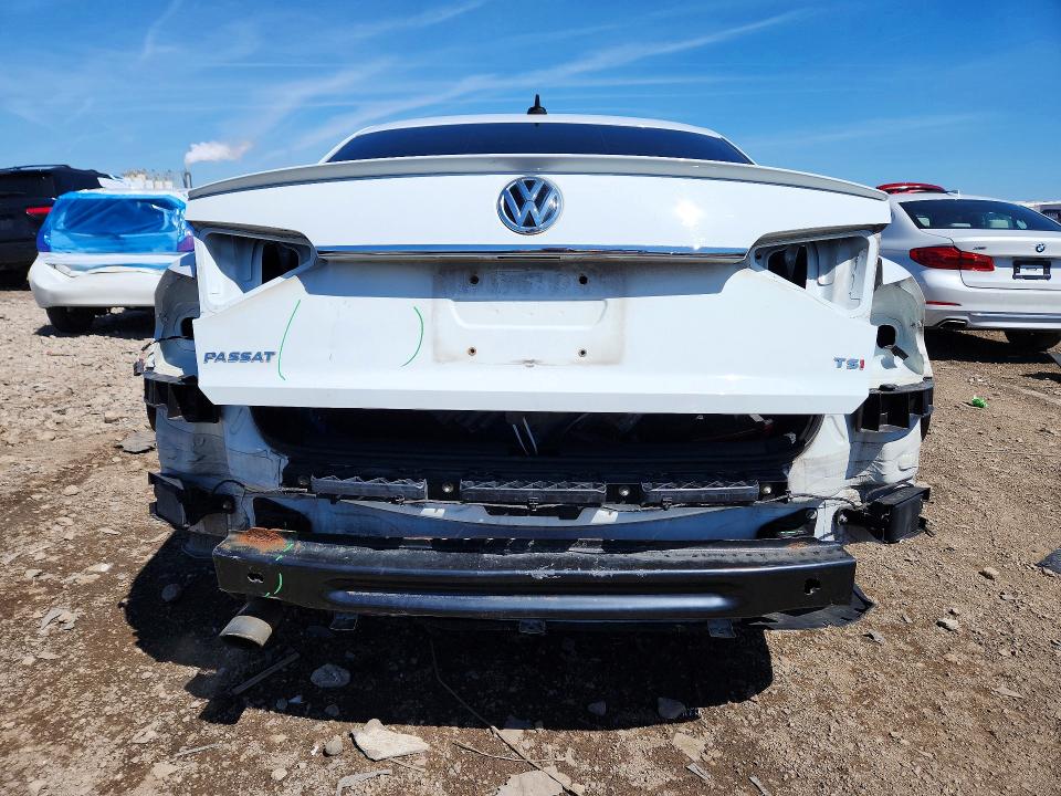 1VWDT7A33HC052627