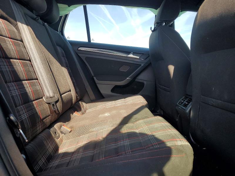 3VW4T7AU1HM062077