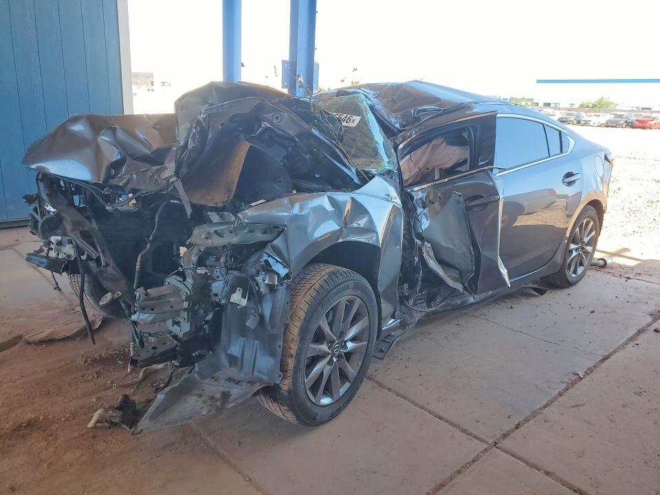 2018 MAZDA 6 — VIN JM1GL1UM7J1332649